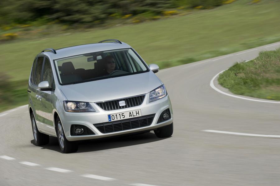  Seat Alhambra 4x4 2011 года  (фото 7 из 46)